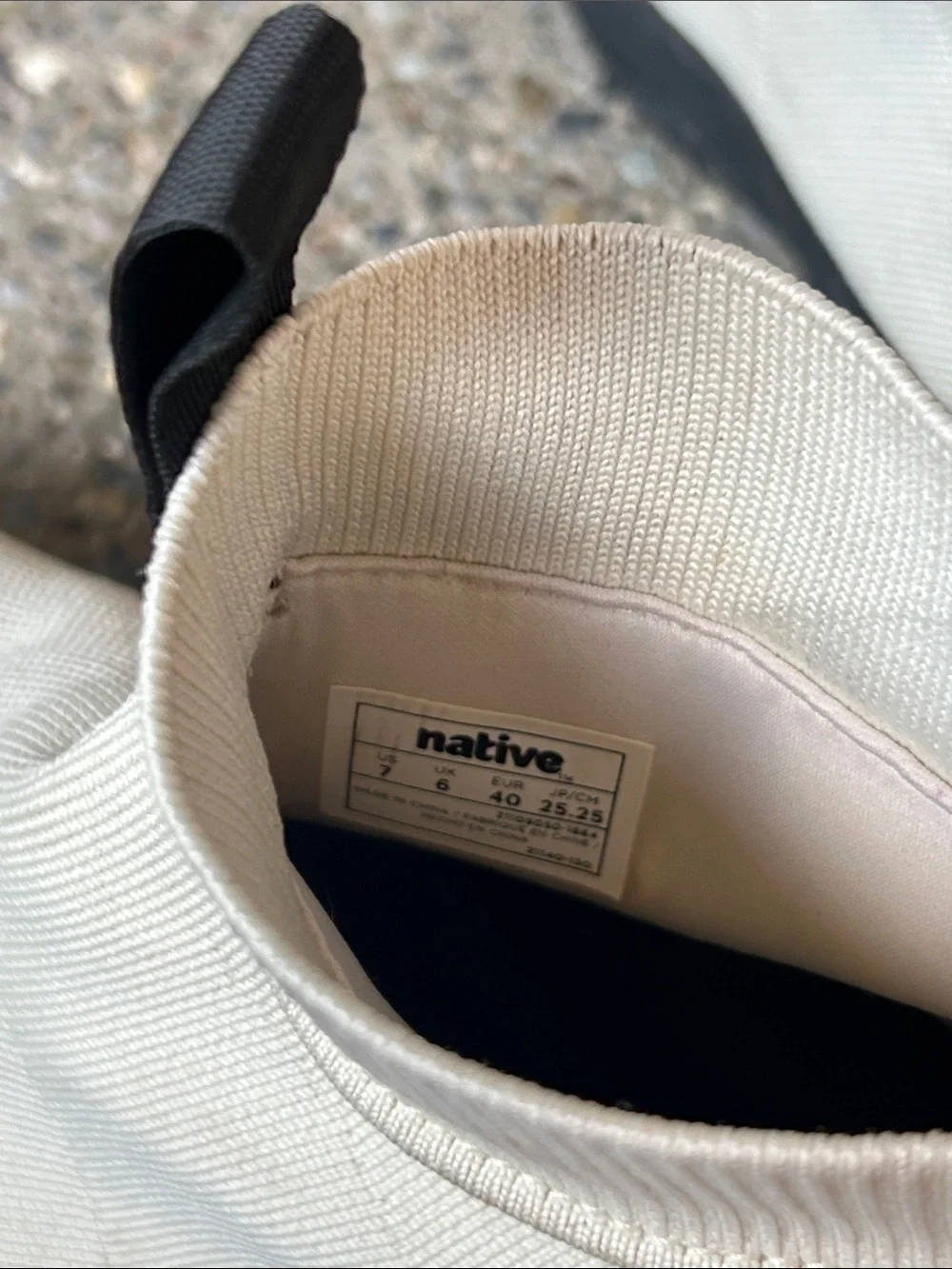 Discontinued Native Nova HydroKnit white